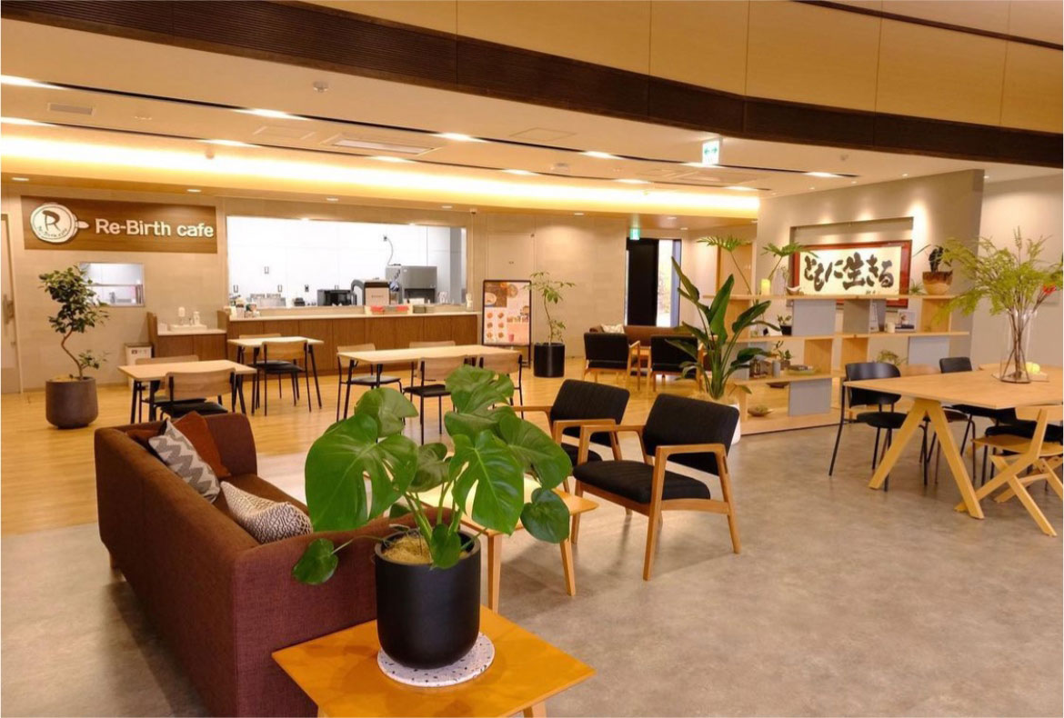 Re-Birth cafe　リ・バースカフェ